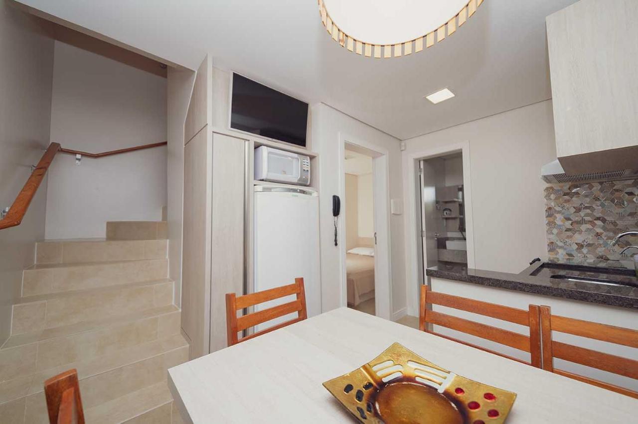 בומבינאס Parador Tropical מראה חיצוני תמונה